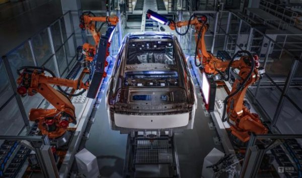 端盛康优配 安徽“AI+制造”创新实践：算力、数据与模型协同驱动的产业升级路径